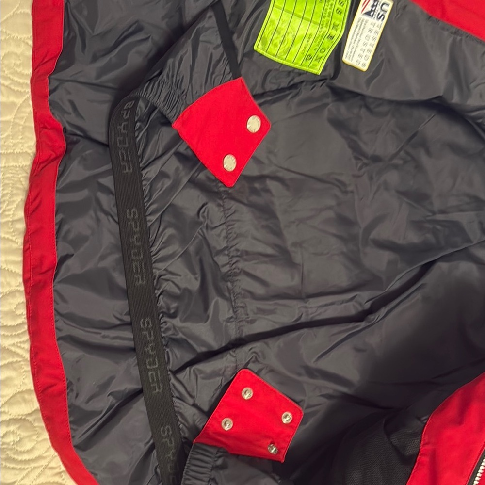 Spyder Vibrant Red Ski/Snowboard Jacket - Picture 10 of 13